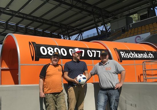 Der FC Vaduz dankt Sponsor Risch