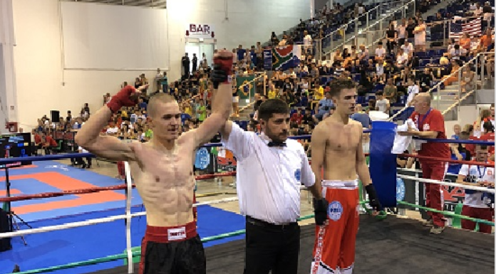 Kickbox-Junioren-WM: Jakob Walser mit Sieg bereits im Halbfinale