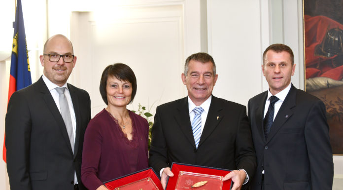 Goldenes Lorbeerblatt an zwei Sportgrössen verliehen