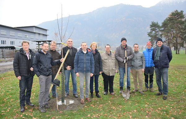 Baum-Patenschaft in Eschen