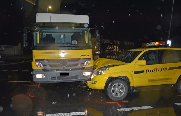 Drei Kollisionen mit Sachschaden