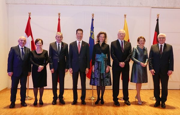 Ein Land wird 300 Jahre alt