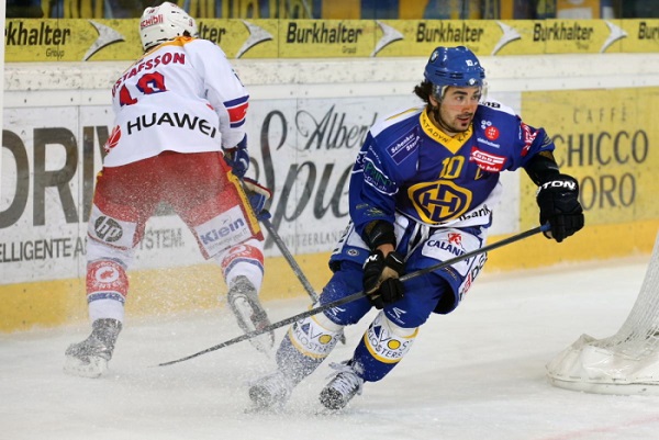 Ambühl,vs.Flyers.2015.jpg0001