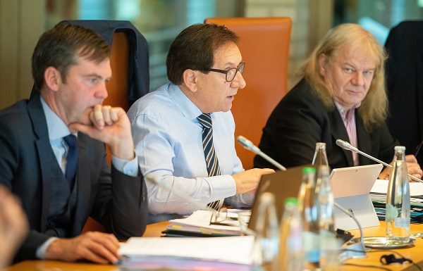 Neuausrichtung der Geburtenzulage