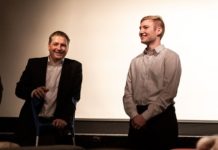 Lagerabschluss mit Video Première