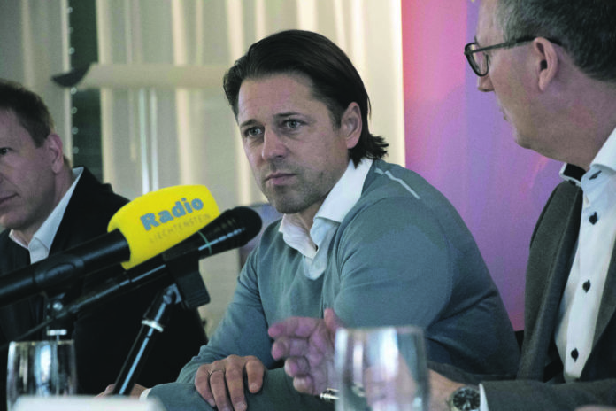 nationaltrainer trainer lfv Helgi Kolvidsson 20181218-pressekonferenz-5950