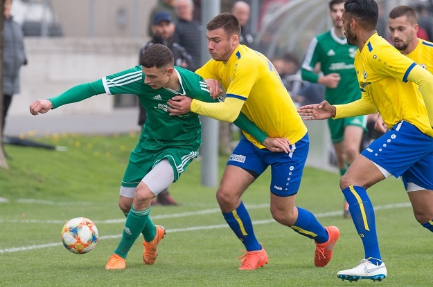 Amzi.13.4.2019, FCR-Au 5-1