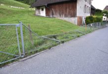 Frau mit Fahrrad gestürzt – Spitaleinlieferung