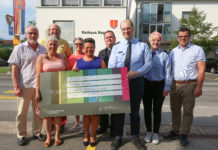 Ruggeller Dorffest: Checkübergabe und ein Dankeschön