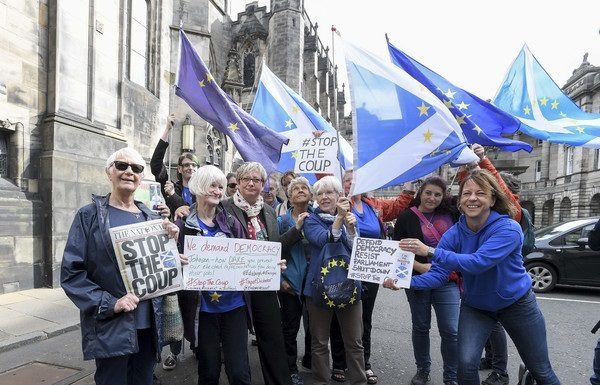 Aufruf zu zivilem Ungehorsam in Grossbritannien