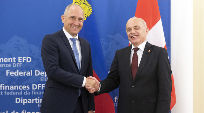 Regierungschef Hasler trifft Bundesrat Ueli Maurer in Bern