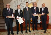 Ordensverleihung auf Schloss Vaduz