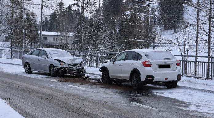 Frontalkollision im Steg