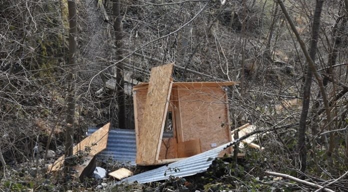 Triesen: Jagdhütte beschädigt