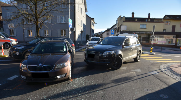 Mangelnde Aufmerksamkeit führt zu Verkehrsunfall