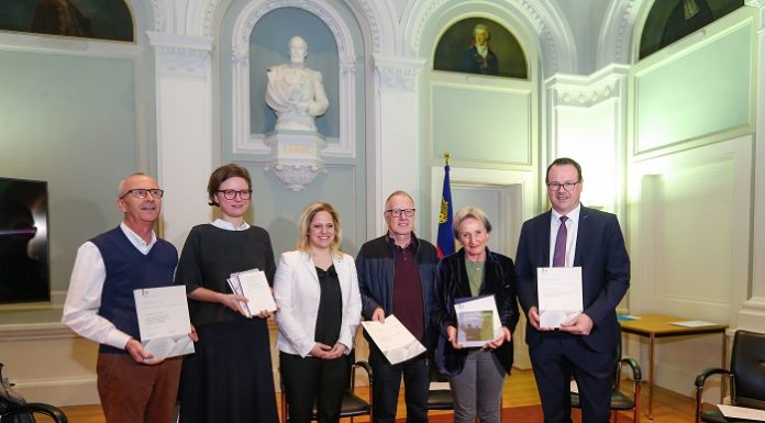 Schönste Bücher: zwei Werke ausgezeichnet