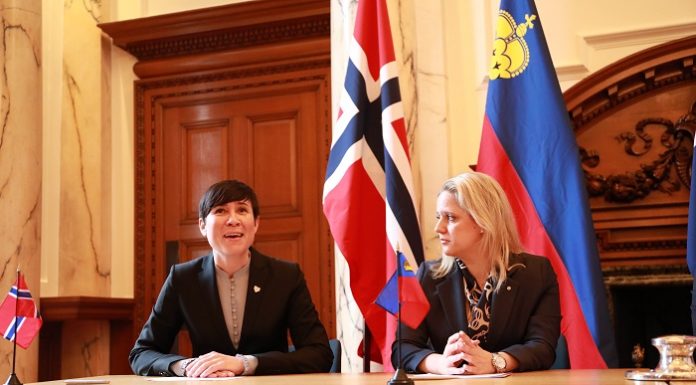 RR Eggenberger im Telefongespräch mit Norwegens Aussenministerin
