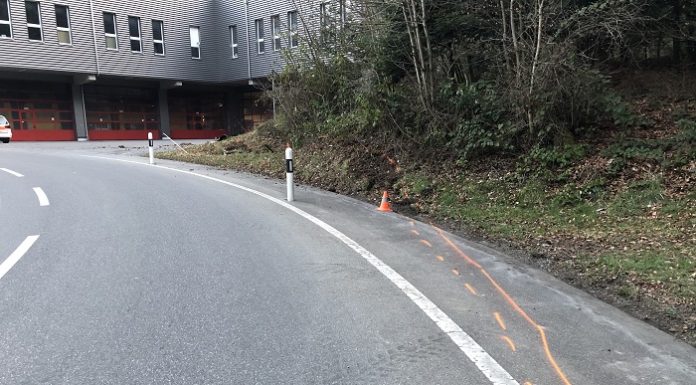 Engelburg: Fahrunfähig Unfall verursacht