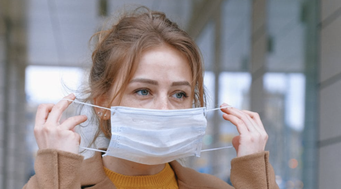 Umfrage: Tragen von Gesichtsmasken