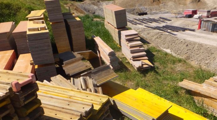 Berg: Bei Arbeitsunfall verletzt