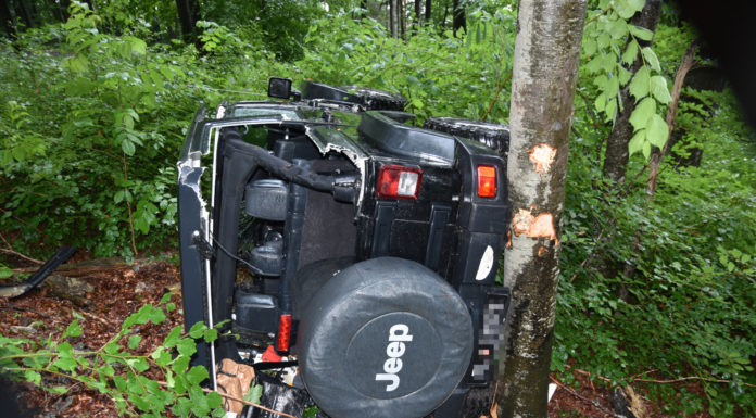 Zwei Autolenker am Sonntagmorgen verunfallt