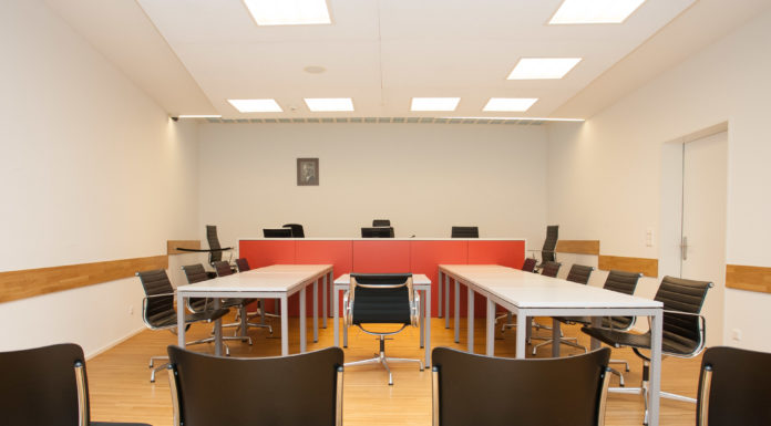 Verhandlungen vor Gericht wieder möglich