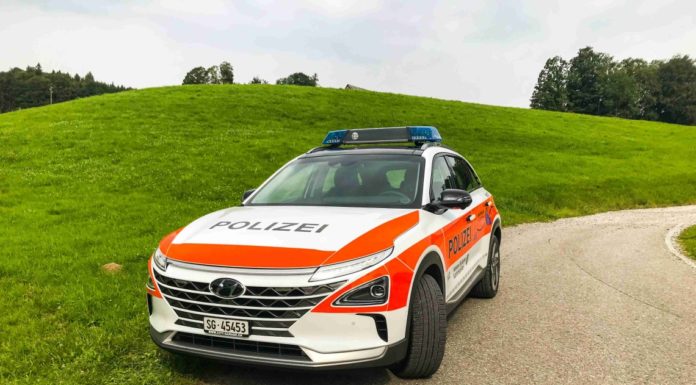 Kantonspolizei St.Gallen neu auch mit Wasserstoffauto unterwegs