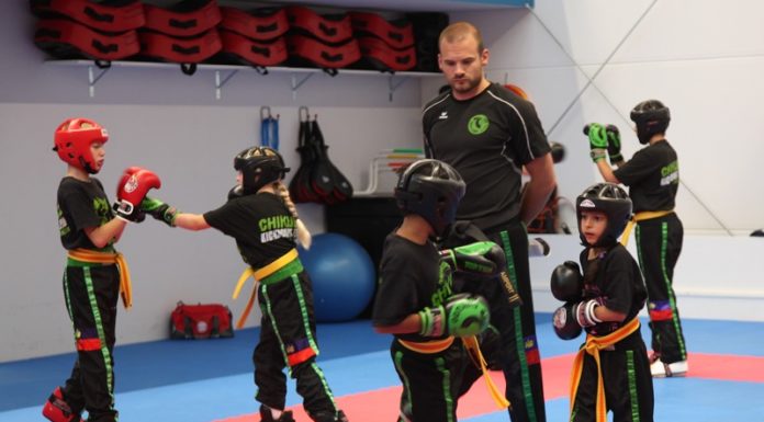 Kickboxing: Erfolgreiche Gürtelprüfungen