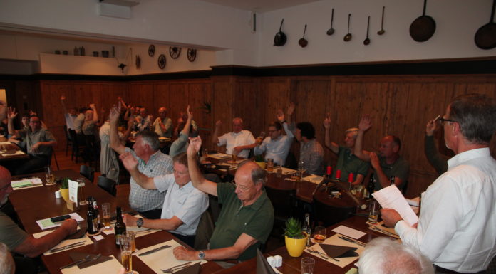 Jäger befassen sich mit Jagdgesetz