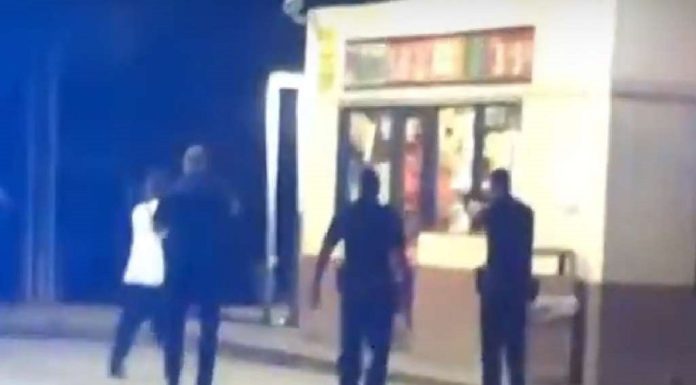 Schon wieder Polizeigewalt in den USA