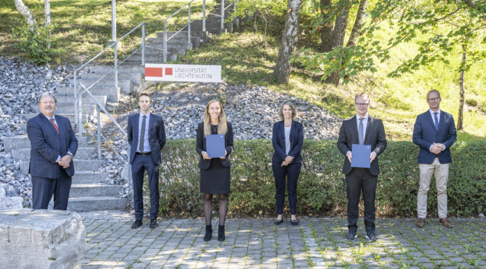 Vivien Ehle und Florian Alt ausgezeichnet mit LGT University Scholarship