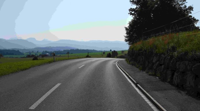 Neuhaus: Selbstunfall mit Motorrad