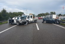Züberwangen: Auffahrkollision auf der Autobahn mit fünf Fahrzeugen