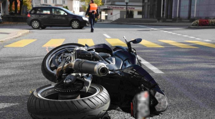 Buchs: Selbstunfall mit Motorrad