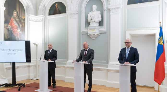 Regierung informiert am Dienstag über weiteres Vorgehen