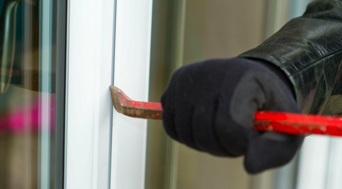 Einbruchdiebstahl in Firma