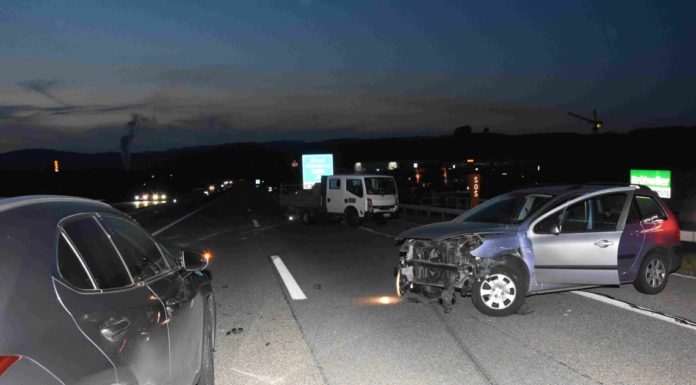 Oberbüren: Auffahrkollision auf der Autobahn mit drei Fahrzeugen