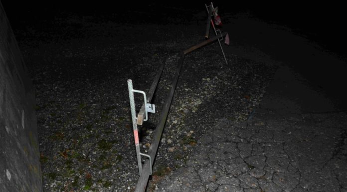 Unterterzen: Ohne Führerausweis fahrunfähig Selbstunfall verursacht