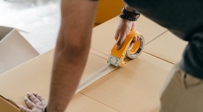 Achtung vor angekündigten Paketsendungen