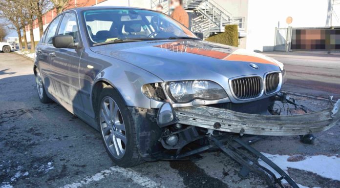 Sennwald: Verkehrsunfall – Mitfahrerin leicht verletzt