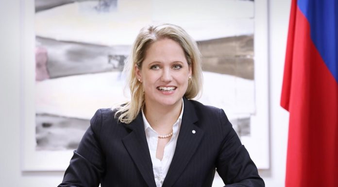 UNO: Katrin Eggenberger präsentiert «Waterfootprint Liechtenstein»