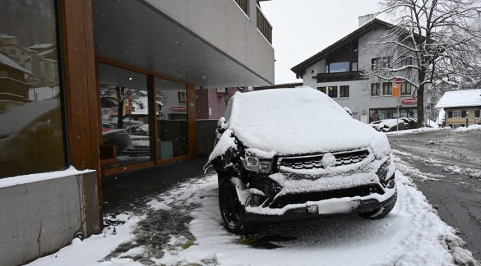 Triesenberg Selbstunfall wegen Schnee