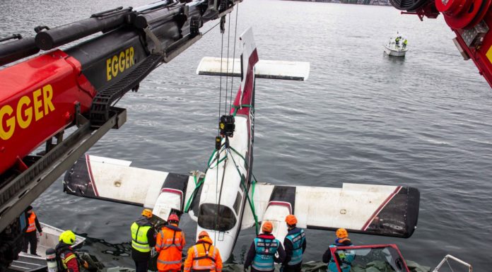 Abgestürztes Flugzeug aus Bodensee geborgen