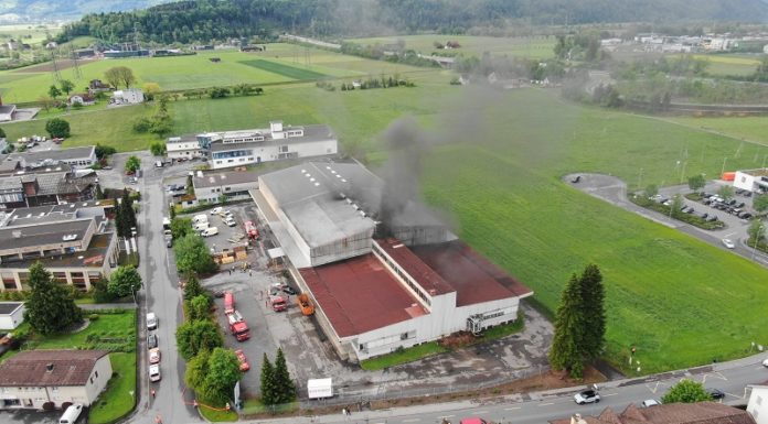 Hanfpflanzungskonstruktion in Brand geraten