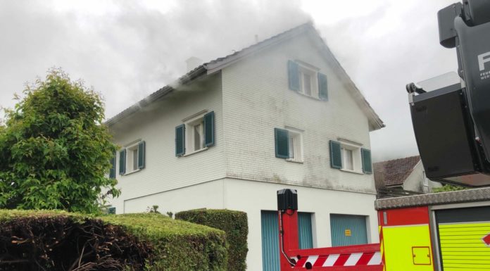 Brand in Mehrfamilienhaus – Bewohner verstorben