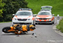 Überholmanöver: Selbstunfall mit Motorrad
