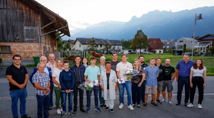 Ruggell: Ehrung für zwei besondere Sportler