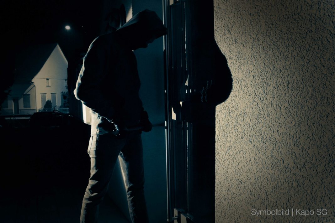 Symbolbild_Einbruch Mehrfamilienhaus2