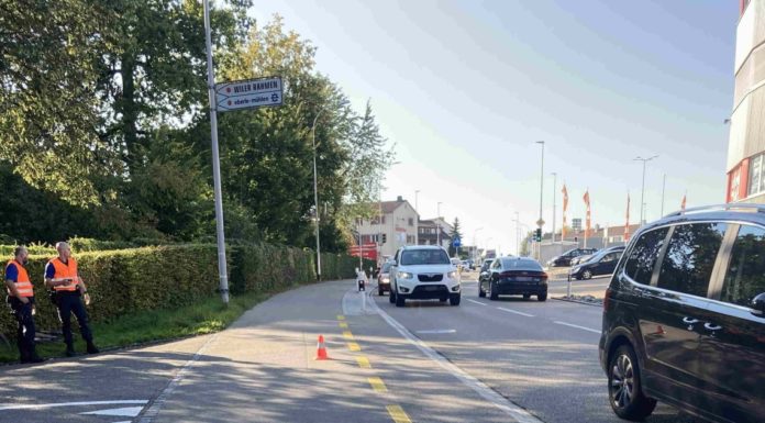 Wil: Kollision zwischen Auto und E-Bike – E-Bikefahrer verletzt