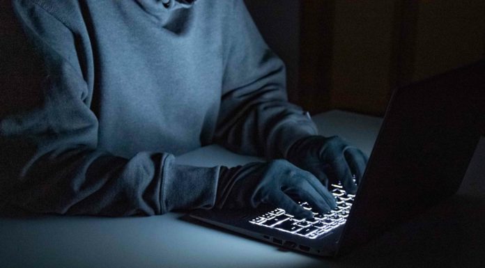 Falsche Polizistinnen und Polizisten ergaunern über CHF 200’000